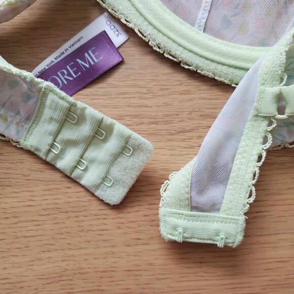 Adore Me Green Floral Semi-Sheer Bra - Picture 10 of 12